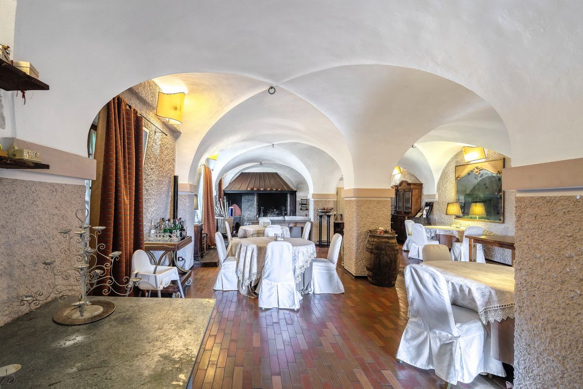 Отель, гостиница в Монферрате, Италия, 2 088 м² - фото 18