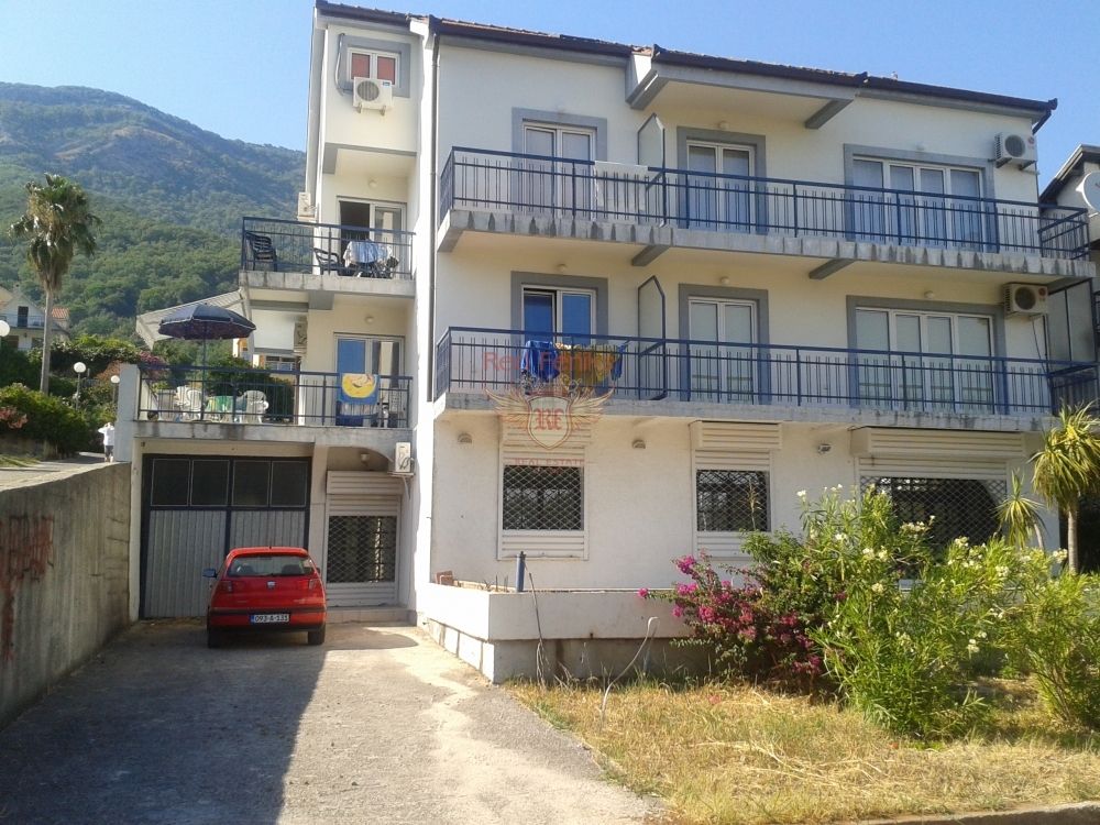 Квартира в Херцег-Нови, Черногория, 74 м2 - фото 1