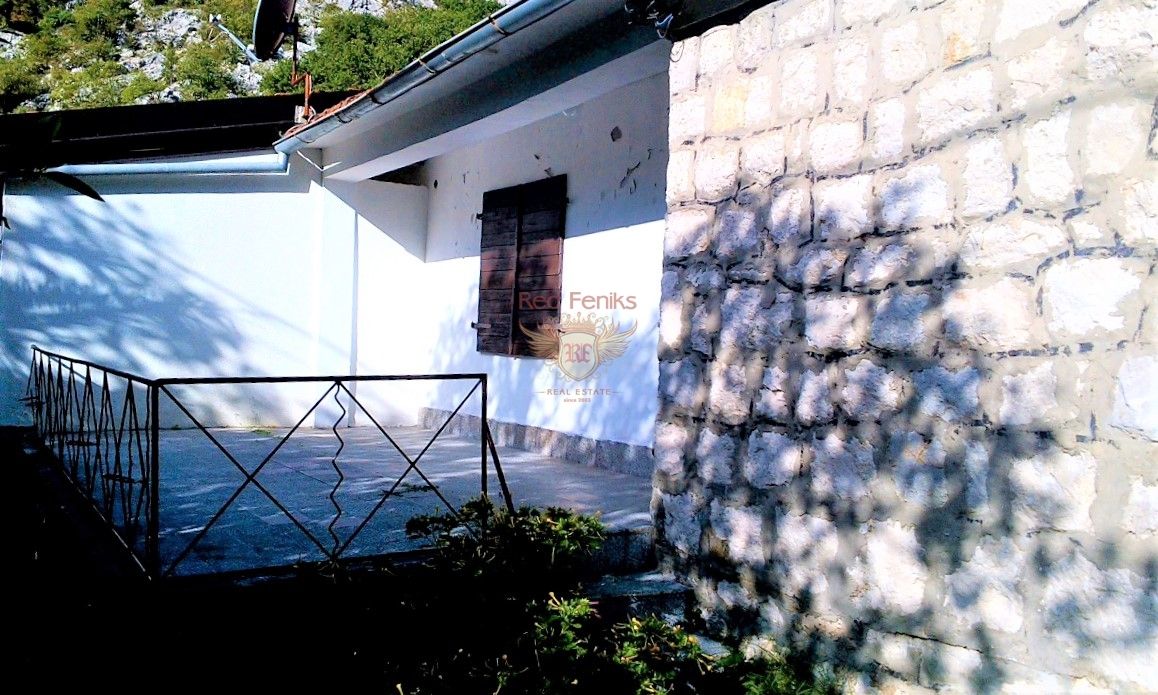 Дом в Которе, Черногория, 55 м2 - фото 1