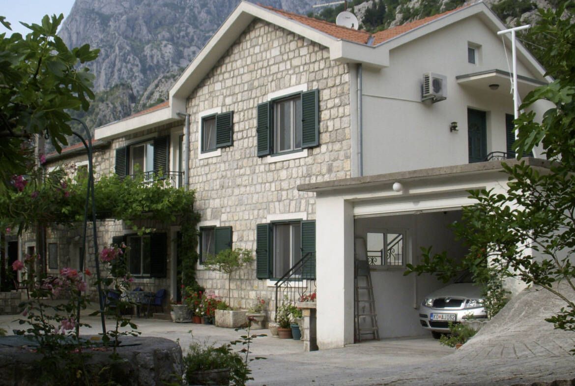 Дом в Которе, Черногория, 158 м2 - фото 1