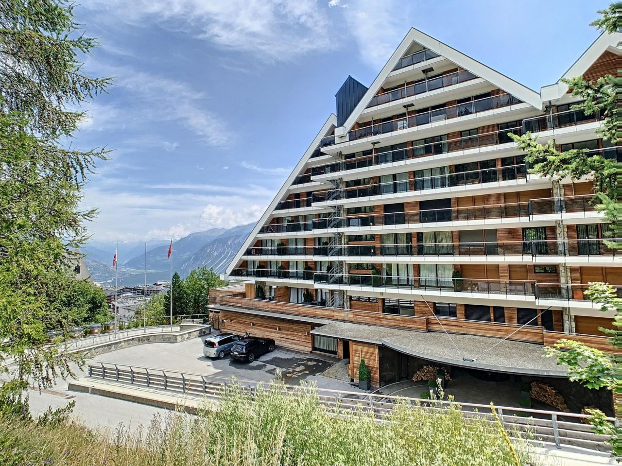 Квартира в Кран-Монтане, Швейцария, 190 м² - фото 1