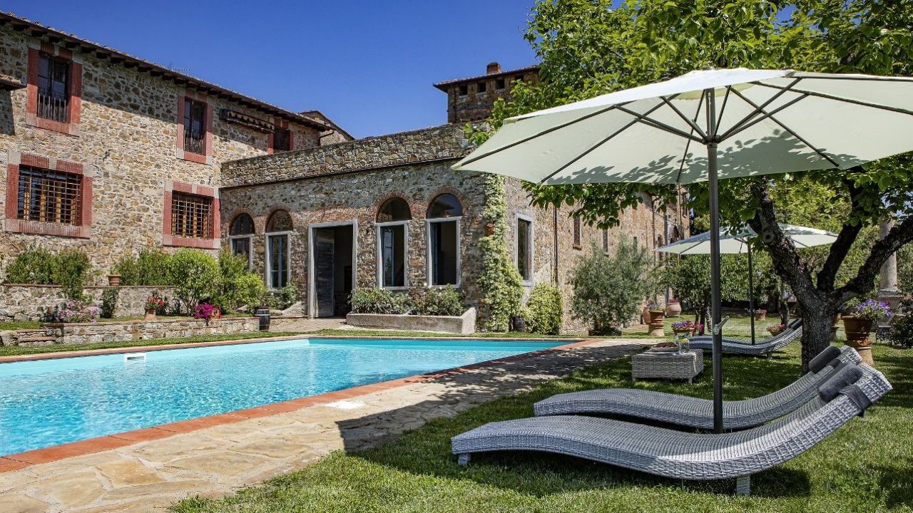 Поместье в Импрунете, Италия, 3 300 м² - фото 2