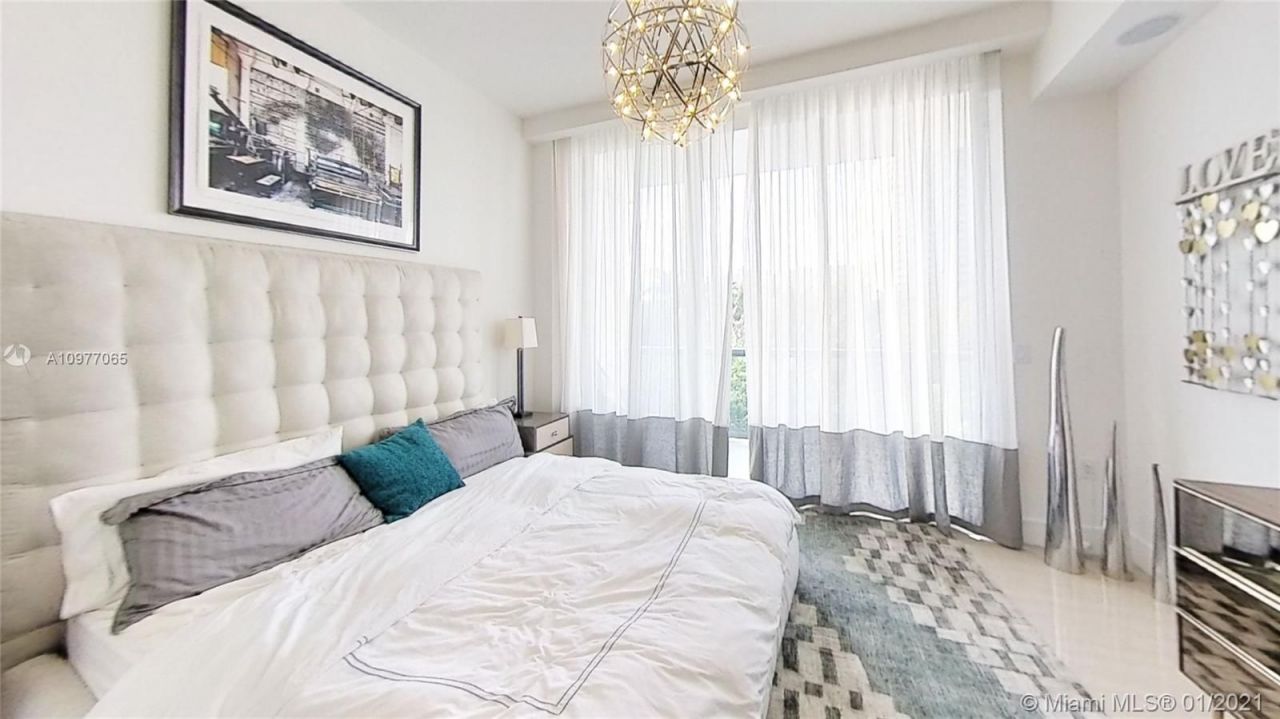 Квартира в Майами, США, 240 м² - фото 14