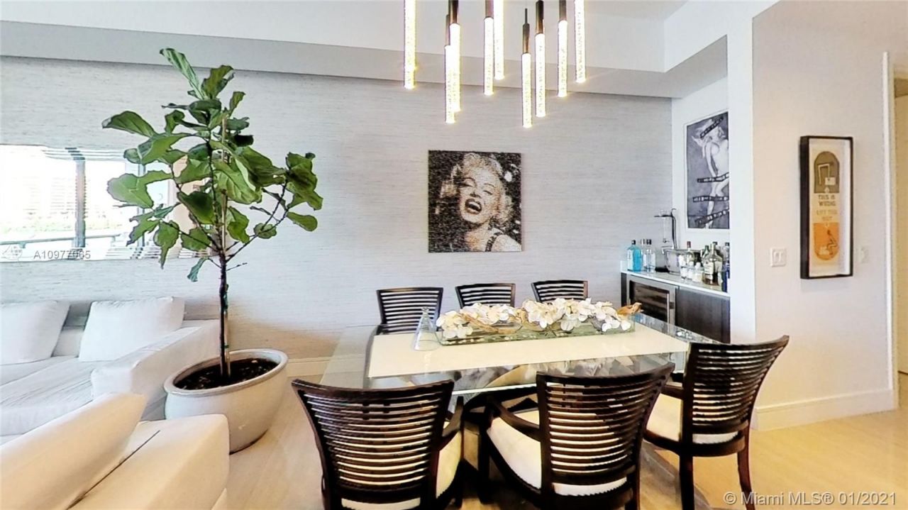 Квартира в Майами, США, 240 м² - фото 4