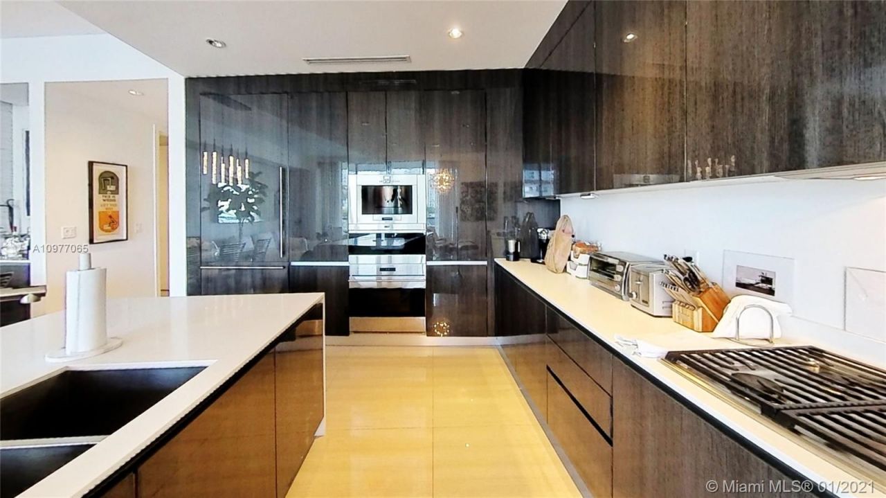 Квартира в Майами, США, 240 м² - фото 3