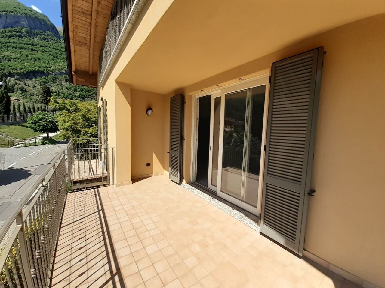 Апартаменты в Тремеццине, Италия, 80 м² - фото 14