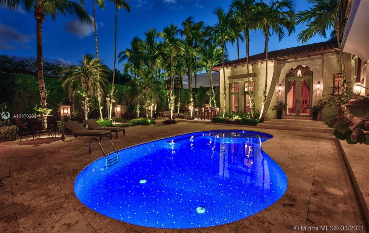 Вилла в Майами, США, 400 м² - фото 2