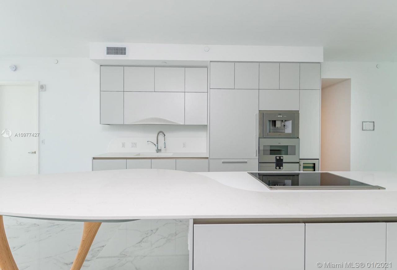 Квартира в Майами, США, 250 м² - фото 14