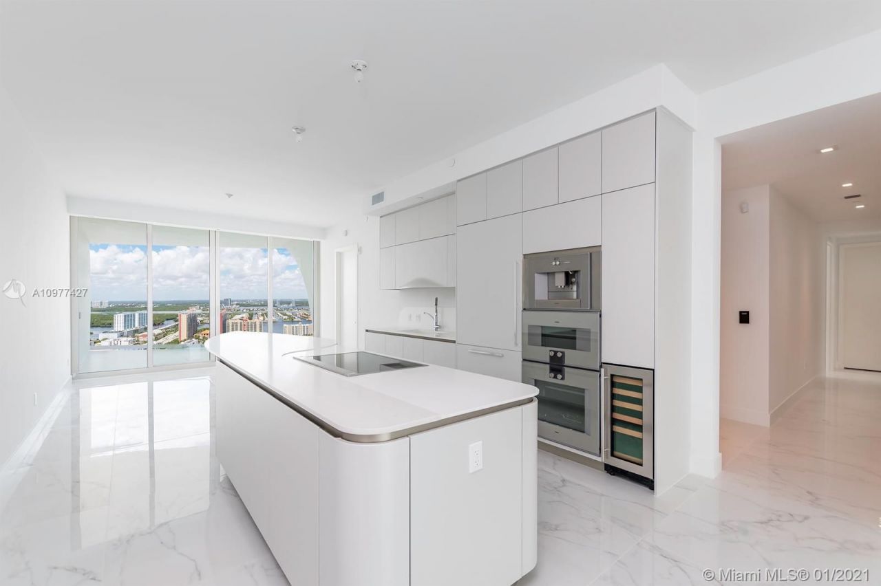 Квартира в Майами, США, 250 м² - фото 13