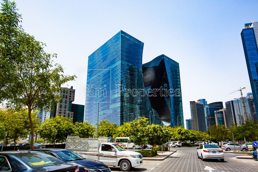 Офис Business Bay, ОАЭ, 212 м2 - фото 1