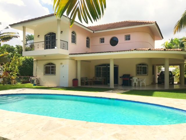 Дом в Кабарете, Доминиканская Республика, 260 м2 - фото 1