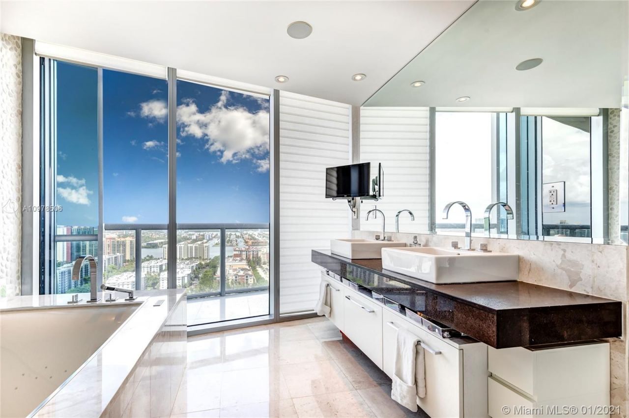 Квартира в Майами, США, 190 м² - фото 8