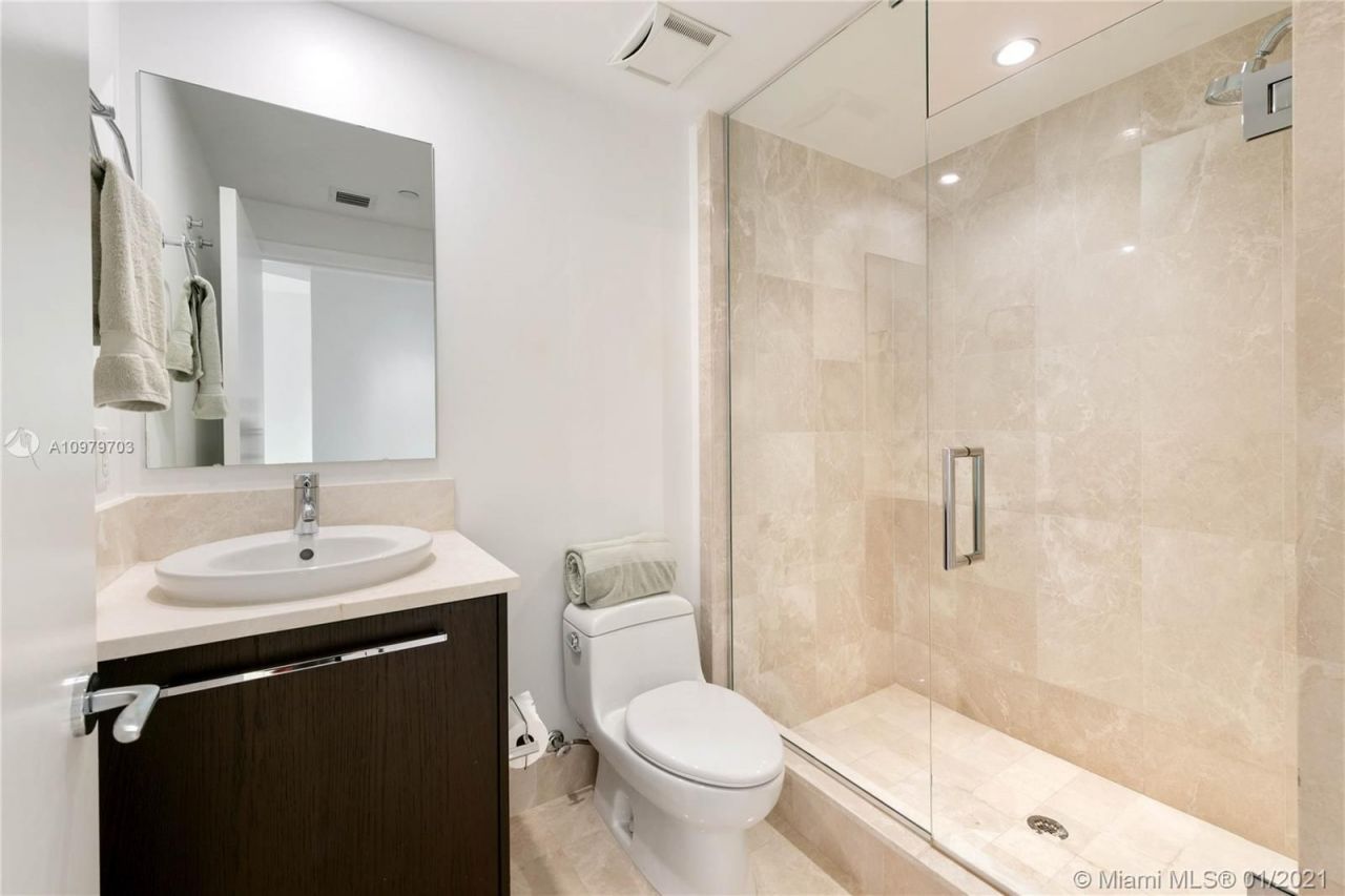 Квартира в Майами, США, 190 м² - фото 8