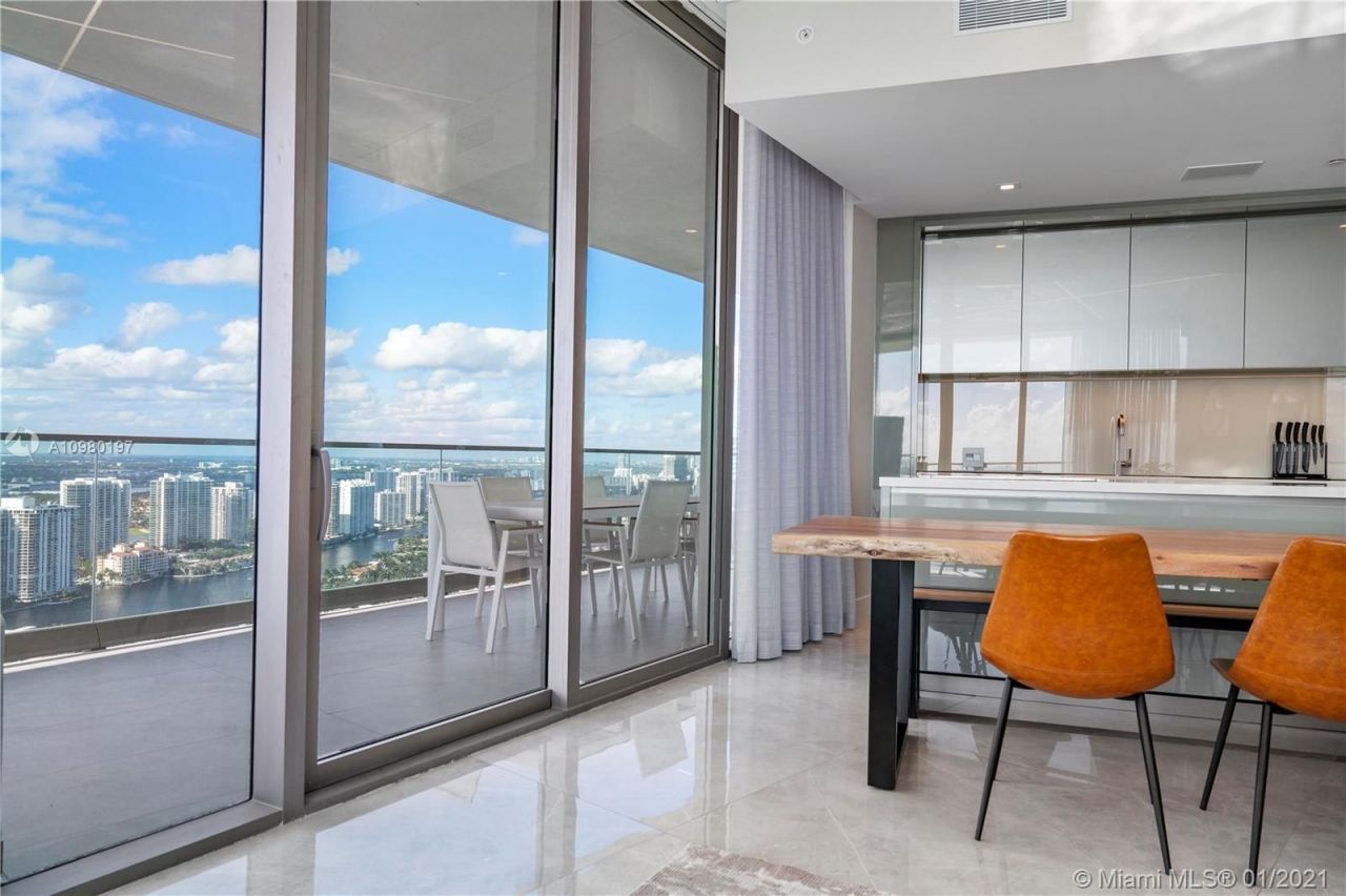 Квартира в Майами, США, 120 м² - фото 16