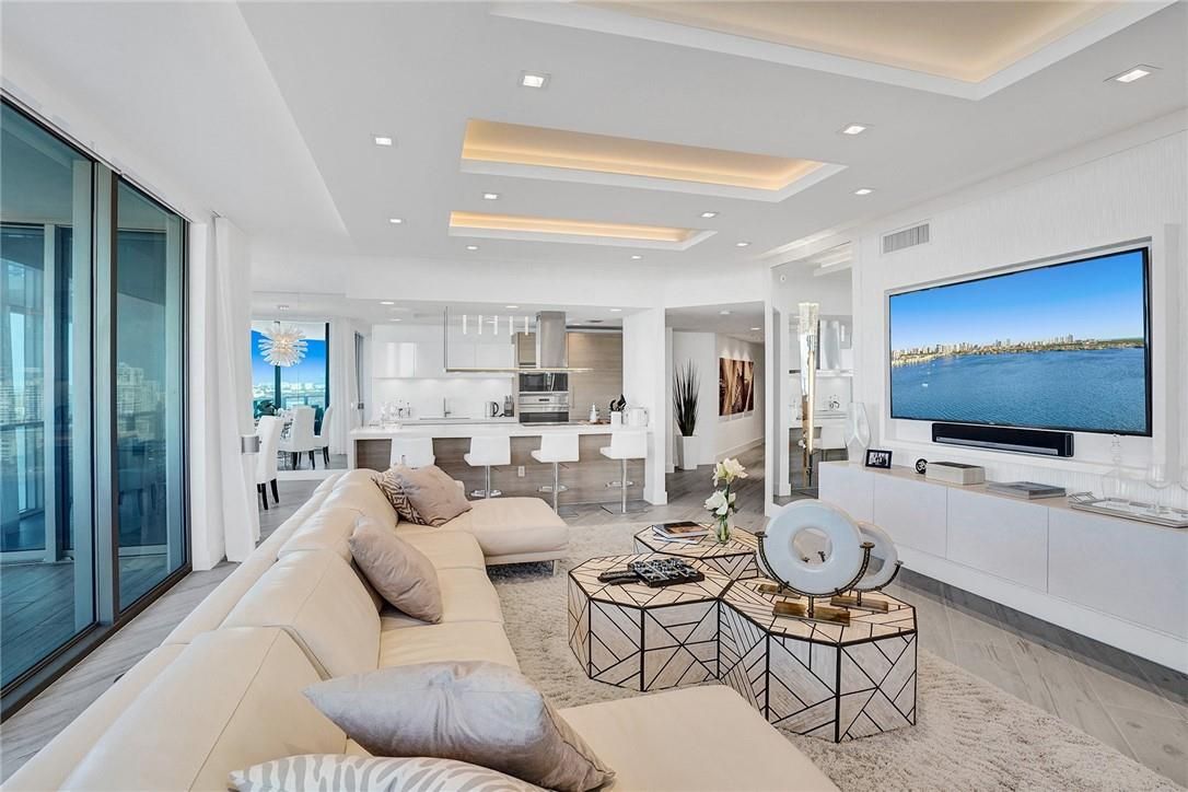 Квартира в Майами, США, 250 м² - фото 2