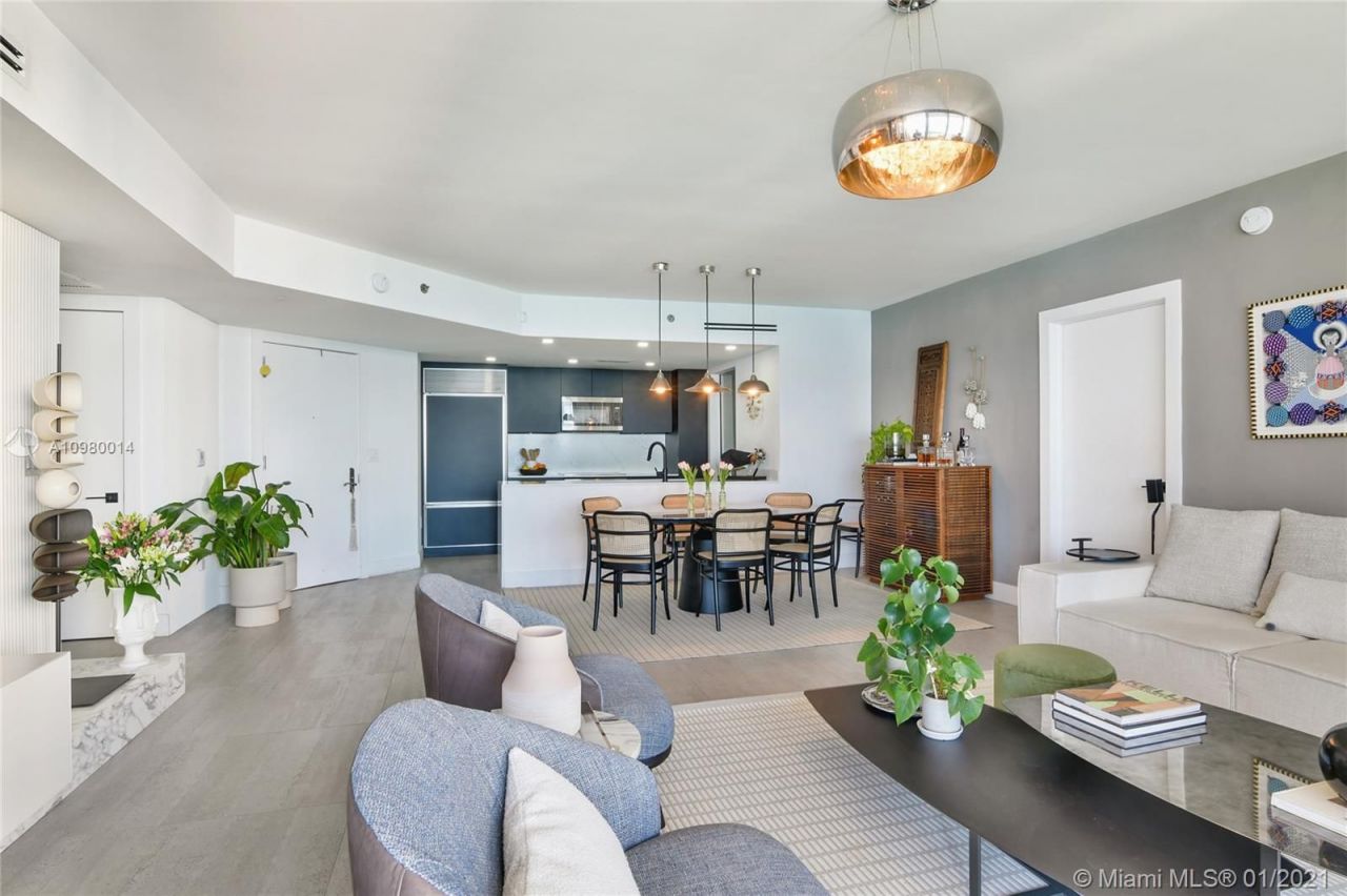 Квартира в Майами, США, 150 м² - фото 13