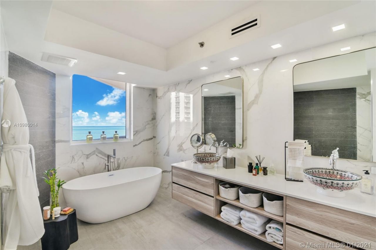 Квартира в Майами, США, 150 м² - фото 11