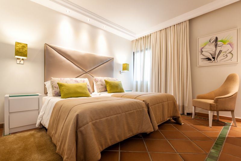 Отель, гостиница в Алгарве, Португалия, 125 м2 - фото 1