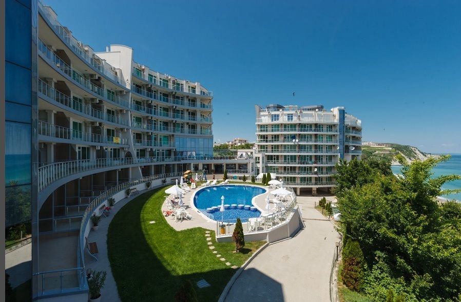 Апартаменты в Бяле, Болгария, 107 м2 - фото 1