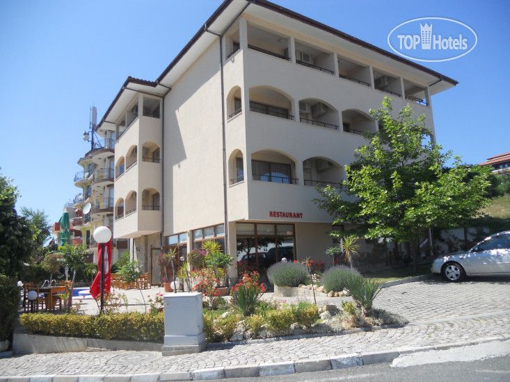 Отель, гостиница в Святом Власе, Болгария, 1 200 м² - фото 1