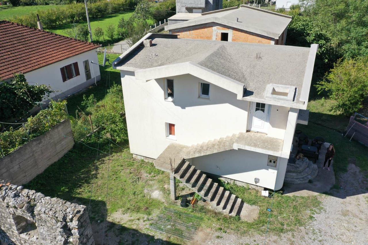Дом в Баре, Черногория, 110 м2 - фото 1
