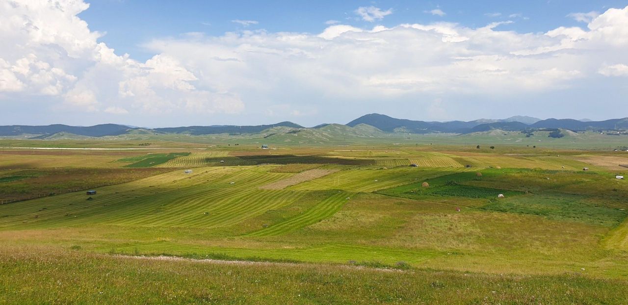 Земля в Жабляке, Черногория, 1 956 м2 - фото 1