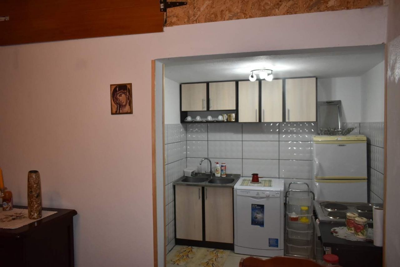 Земля в Тивате, Черногория, 1 800 м² - фото 5