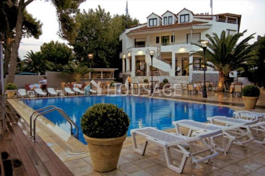 Отель, гостиница в Ахее, Греция, 4 000 м2 - фото 1