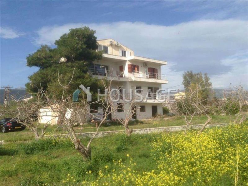 Коммерческая недвижимость в Коринфии, Греция, 400 м2 - фото 1