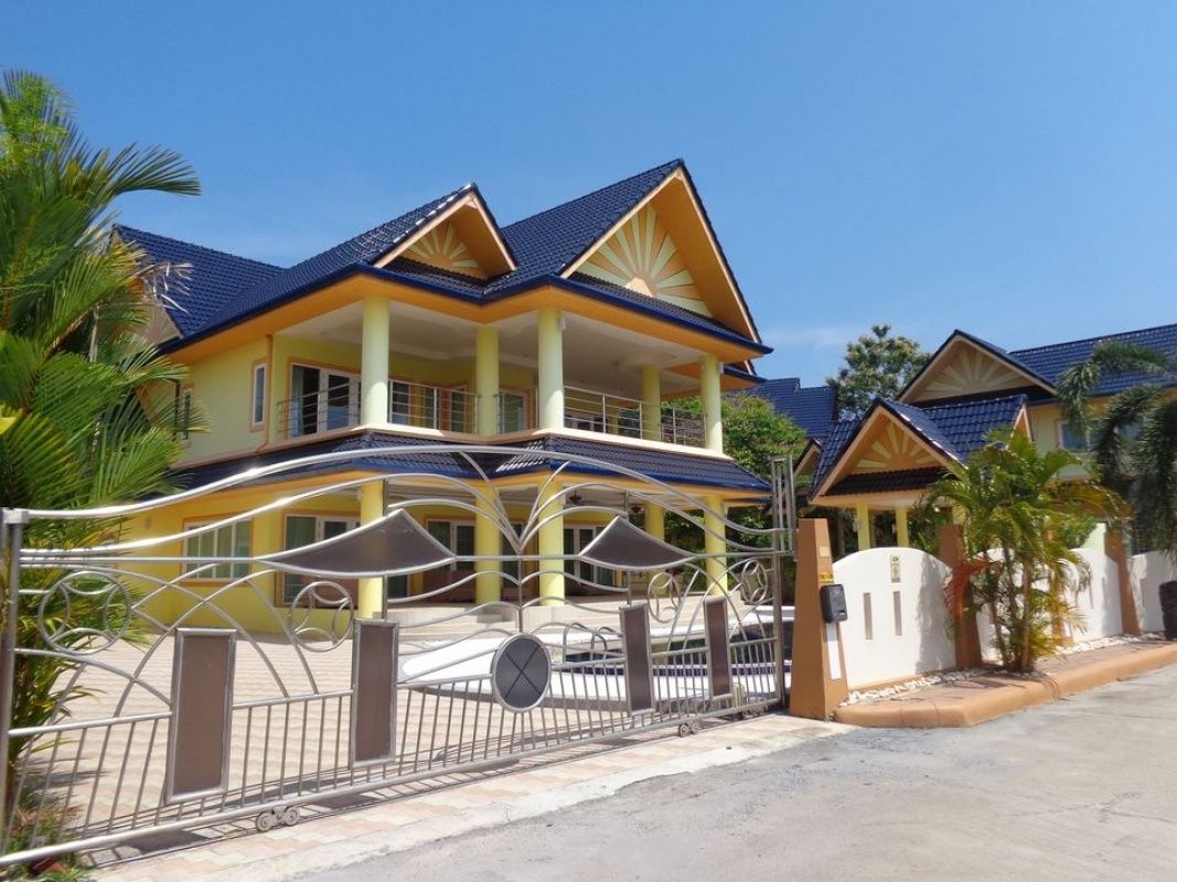 Дом на острове Пхукет, Таиланд, 360 м2 - фото 1