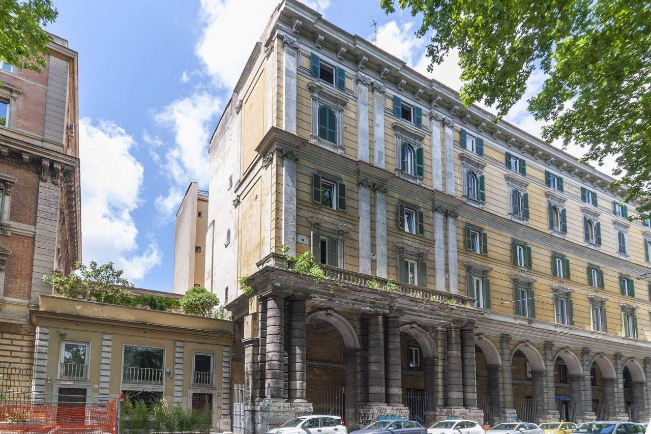 Апартаменты в Риме, Италия, 131 м2 - фото 1