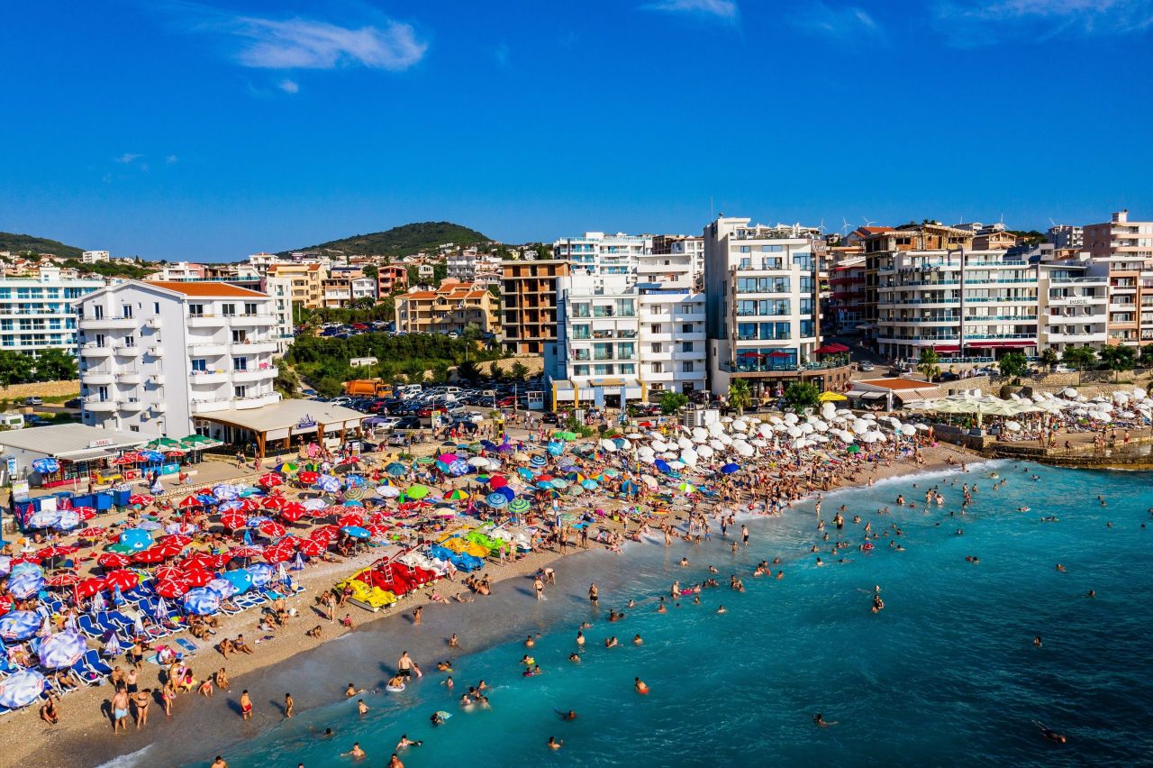 Земля в Добра Воде, Черногория, 10 377 м² - фото 11