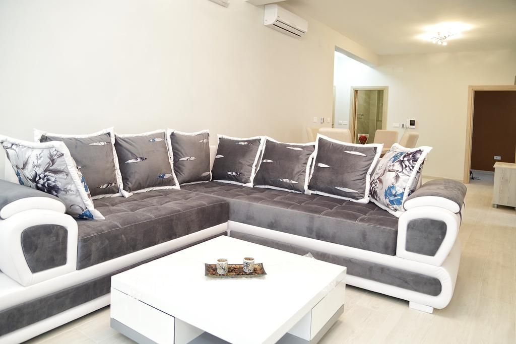 Отель, гостиница в Добра Воде, Черногория, 1 400 м² - фото 16