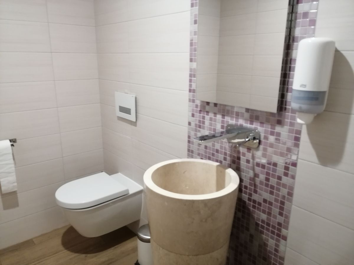 Отель, гостиница в Чрне-на-Корошкем, Словения, 274.7 м² - фото 5