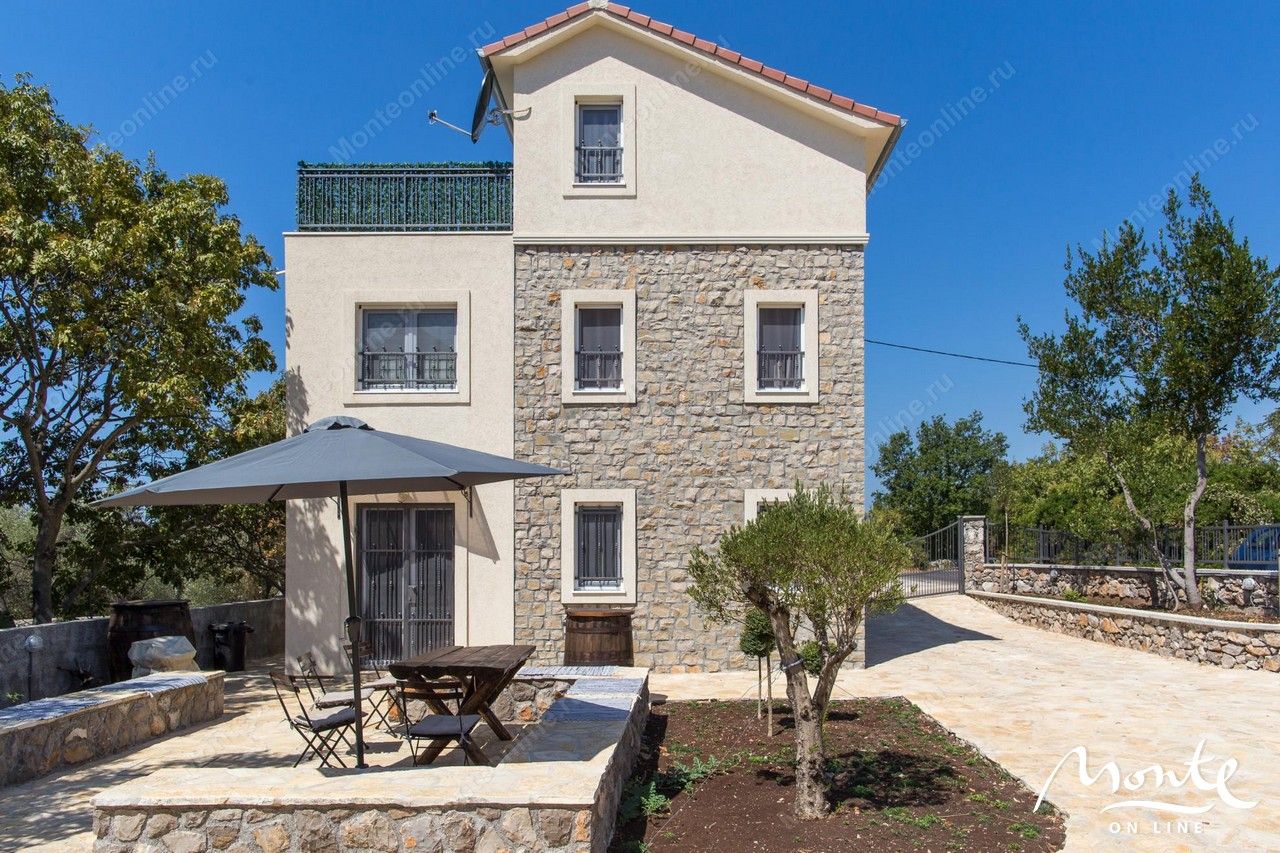 Дом на полуострове Луштица, Черногория, 151 м2 - фото 1