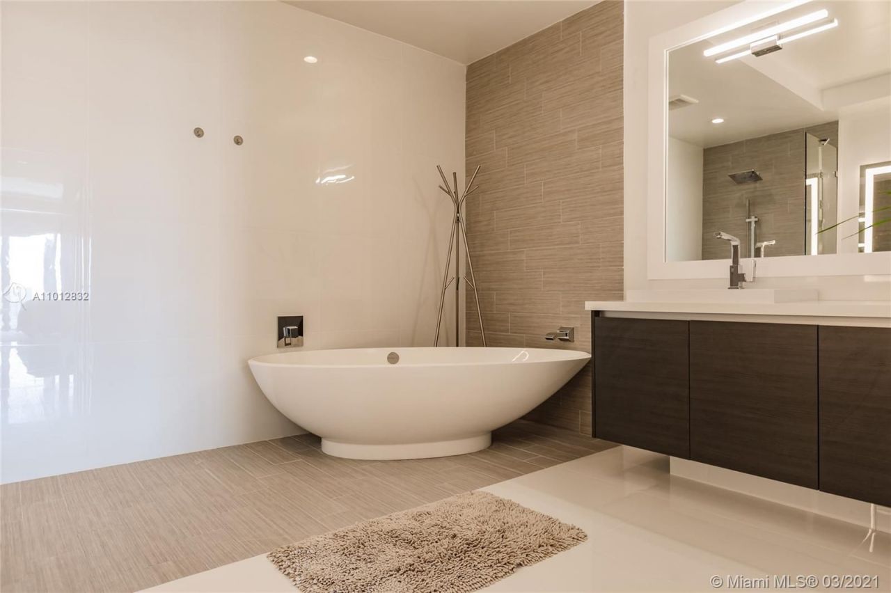 Квартира в Майами, США, 170 м² - фото 12