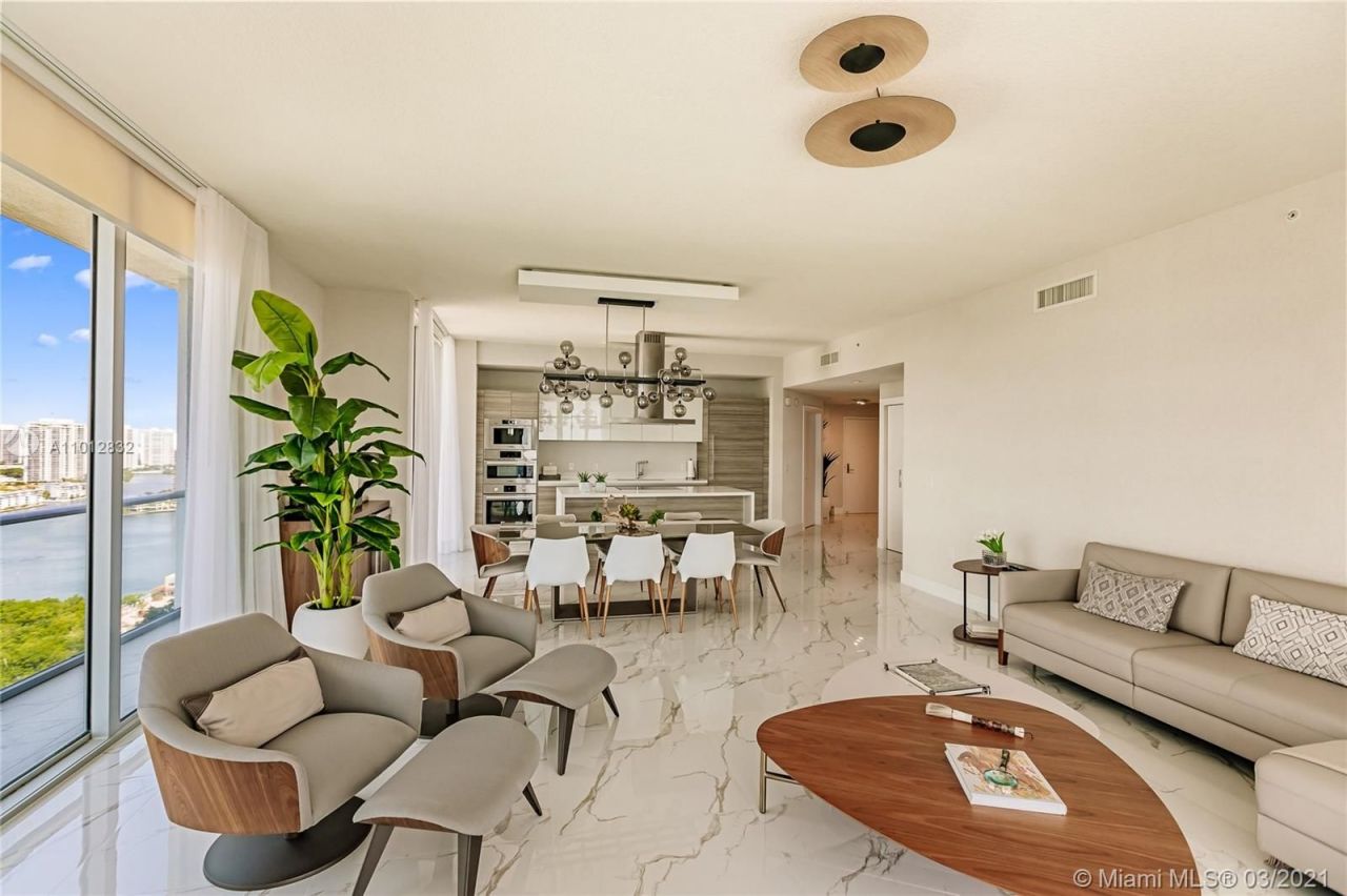 Квартира в Майами, США, 170 м² - фото 13