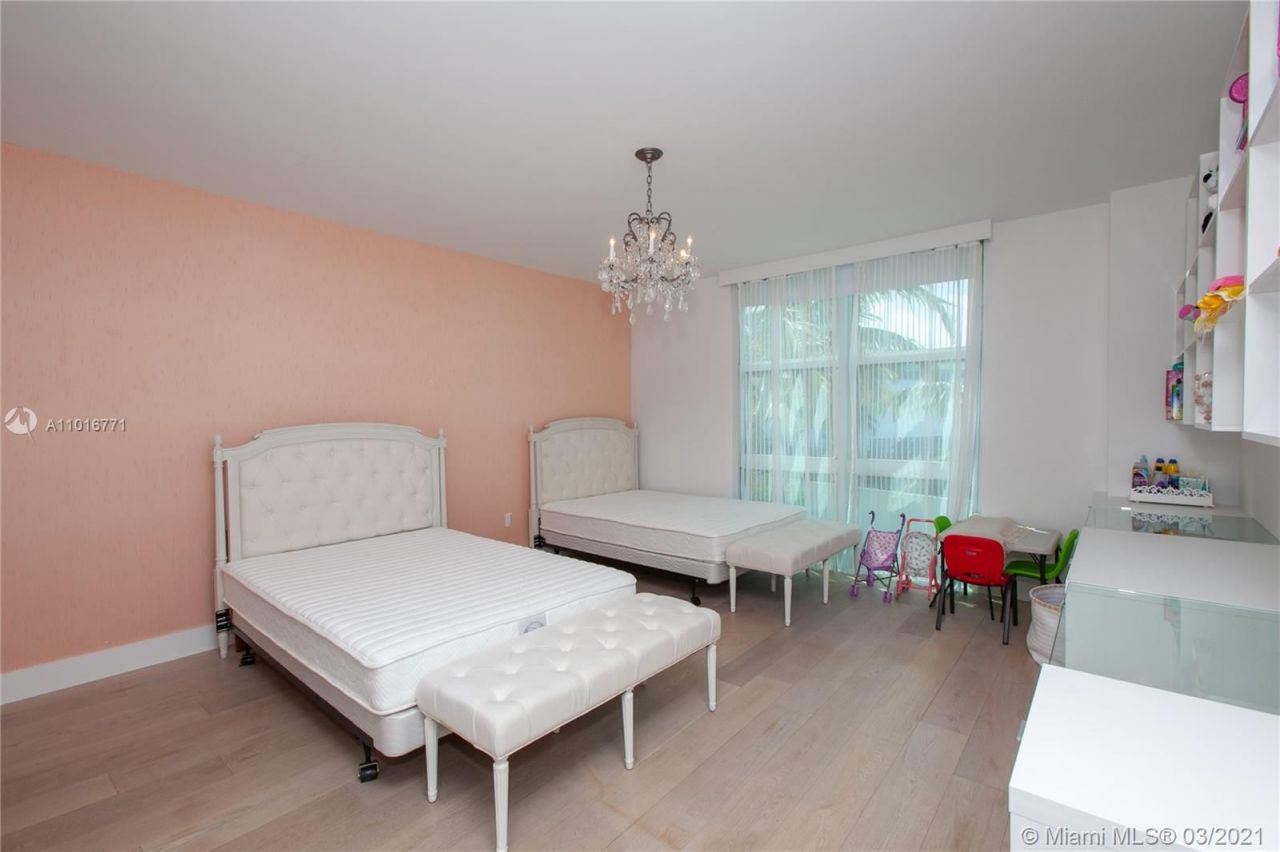 Квартира в Майами, США, 330 м² - фото 9