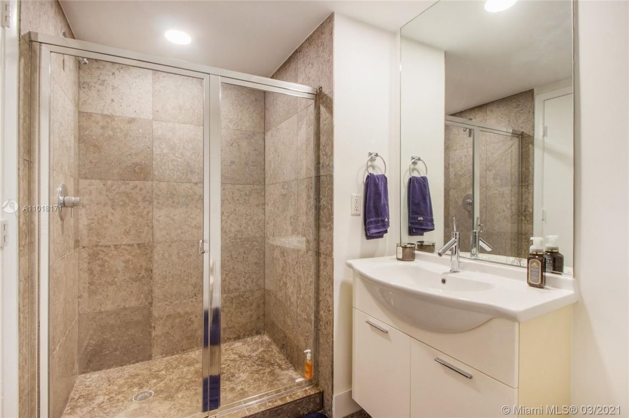 Квартира в Майами, США, 180 м² - фото 6