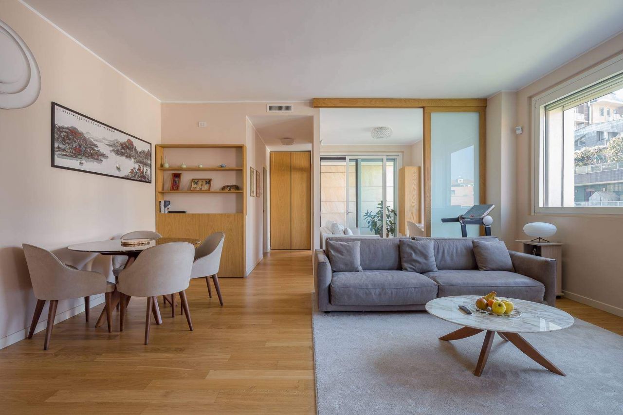 Апартаменты в Милане, Италия, 140 м2 - фото 1