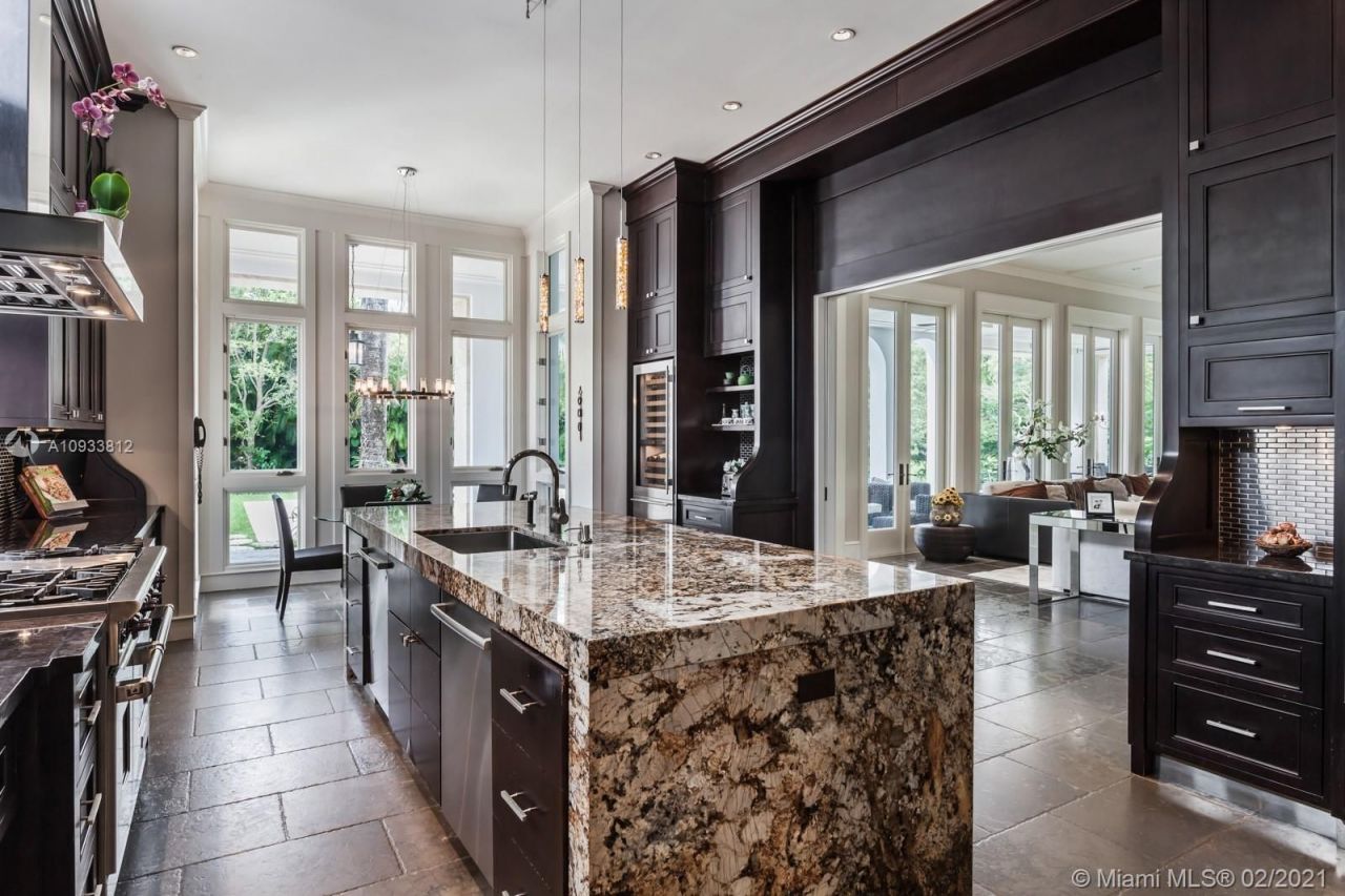 Особняк в Майами, США, 550 м² - фото 13