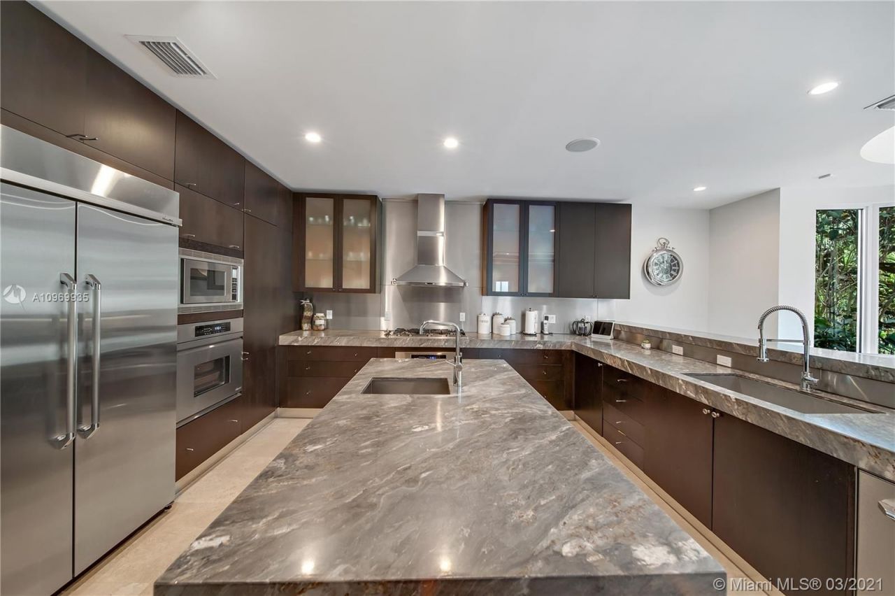 Особняк в Майами, США, 400 м² - фото 10