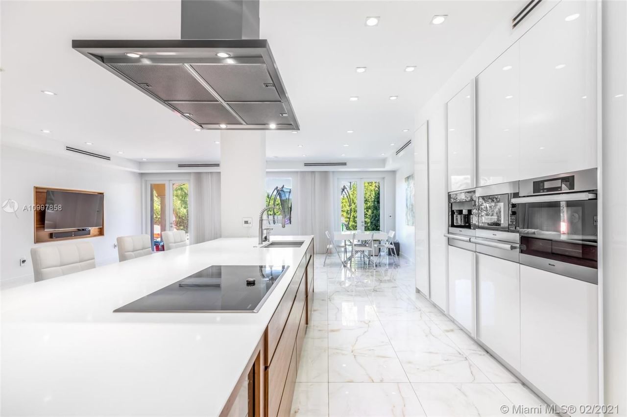 Вилла в Майами, США, 300 м² - фото 4