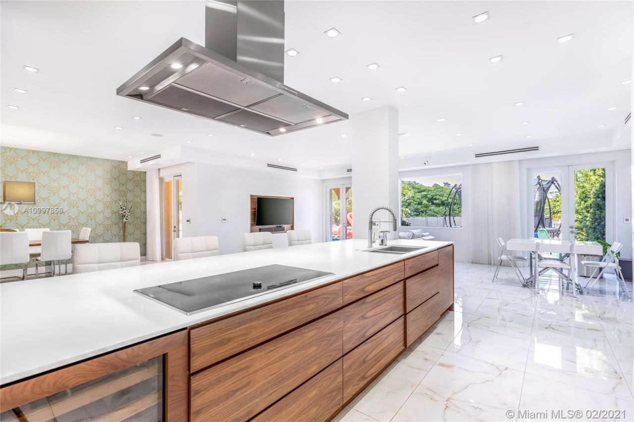 Вилла в Майами, США, 300 м² - фото 16