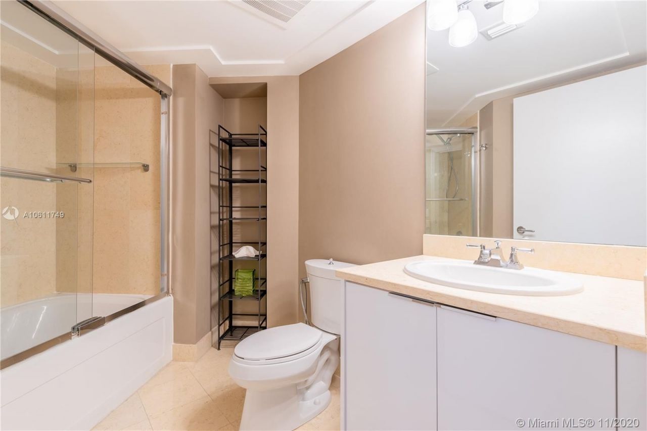 Квартира в Майами, США, 160 м² - фото 9