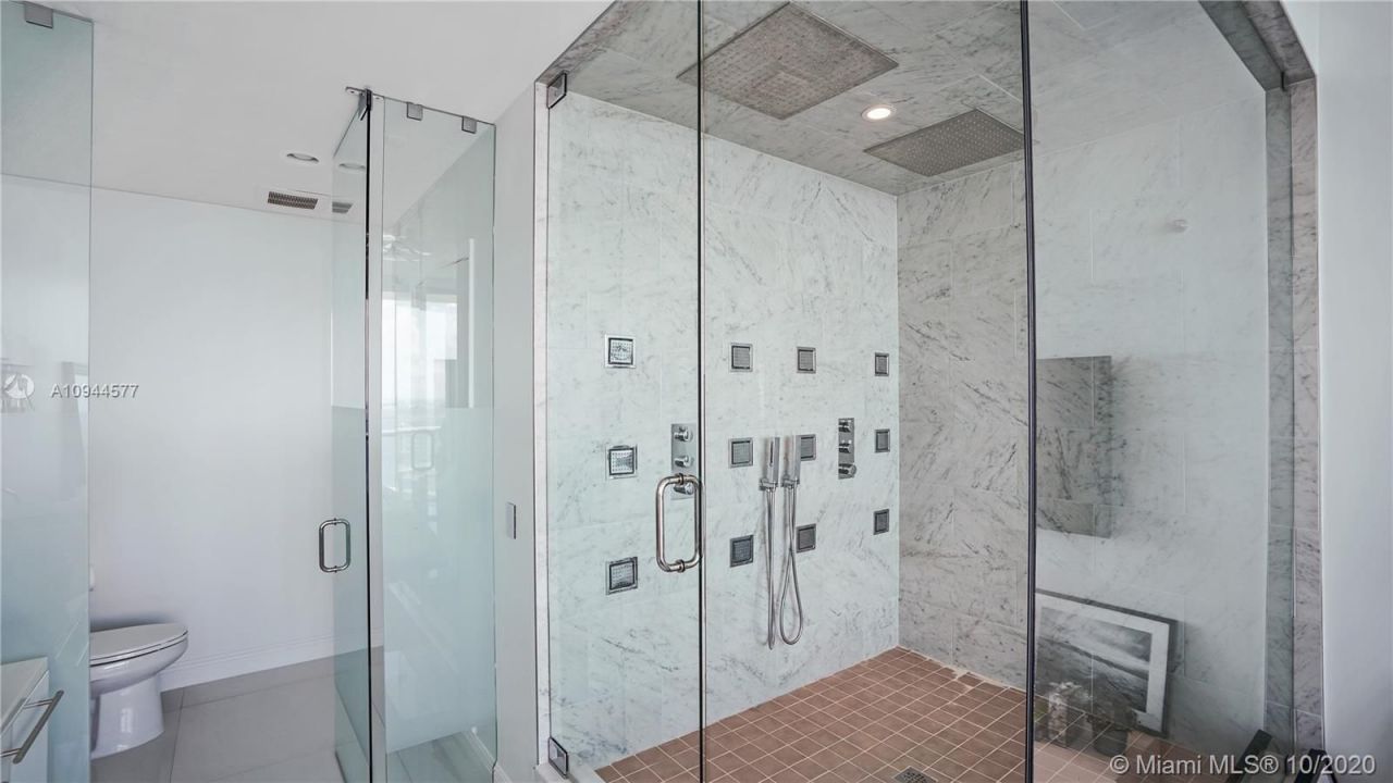 Квартира в Майами, США, 130 м² - фото 9