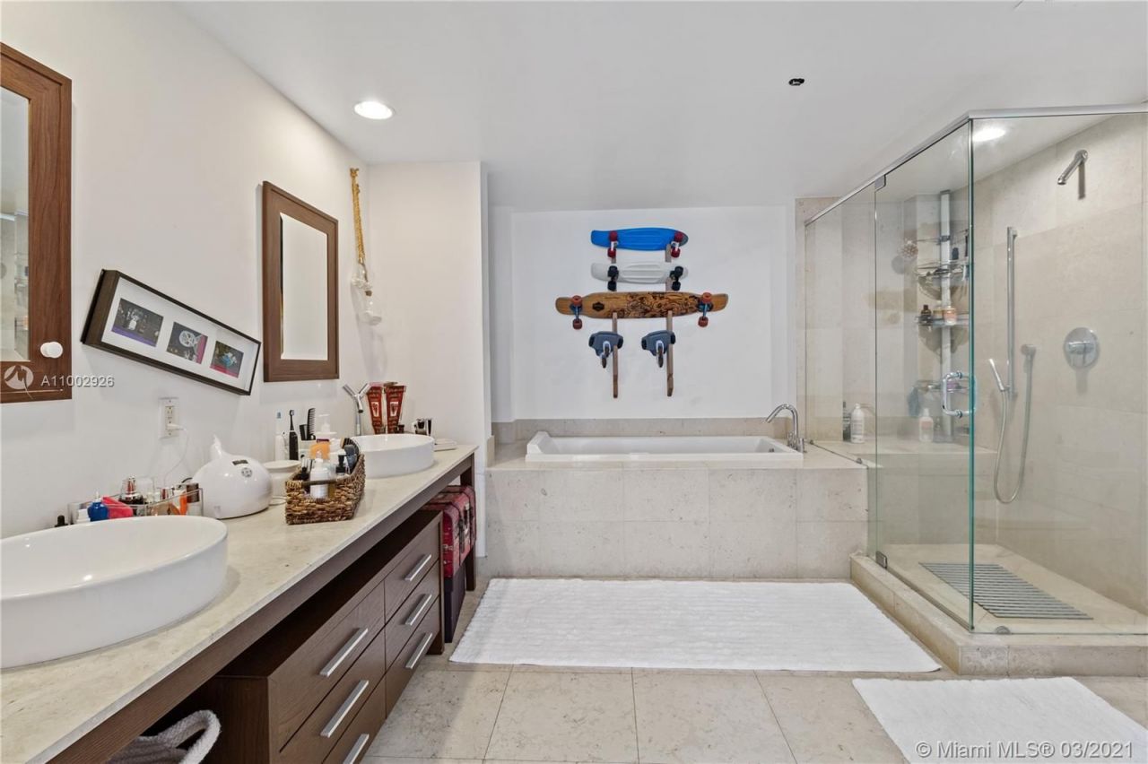 Квартира в Майами, США, 130 м² - фото 8