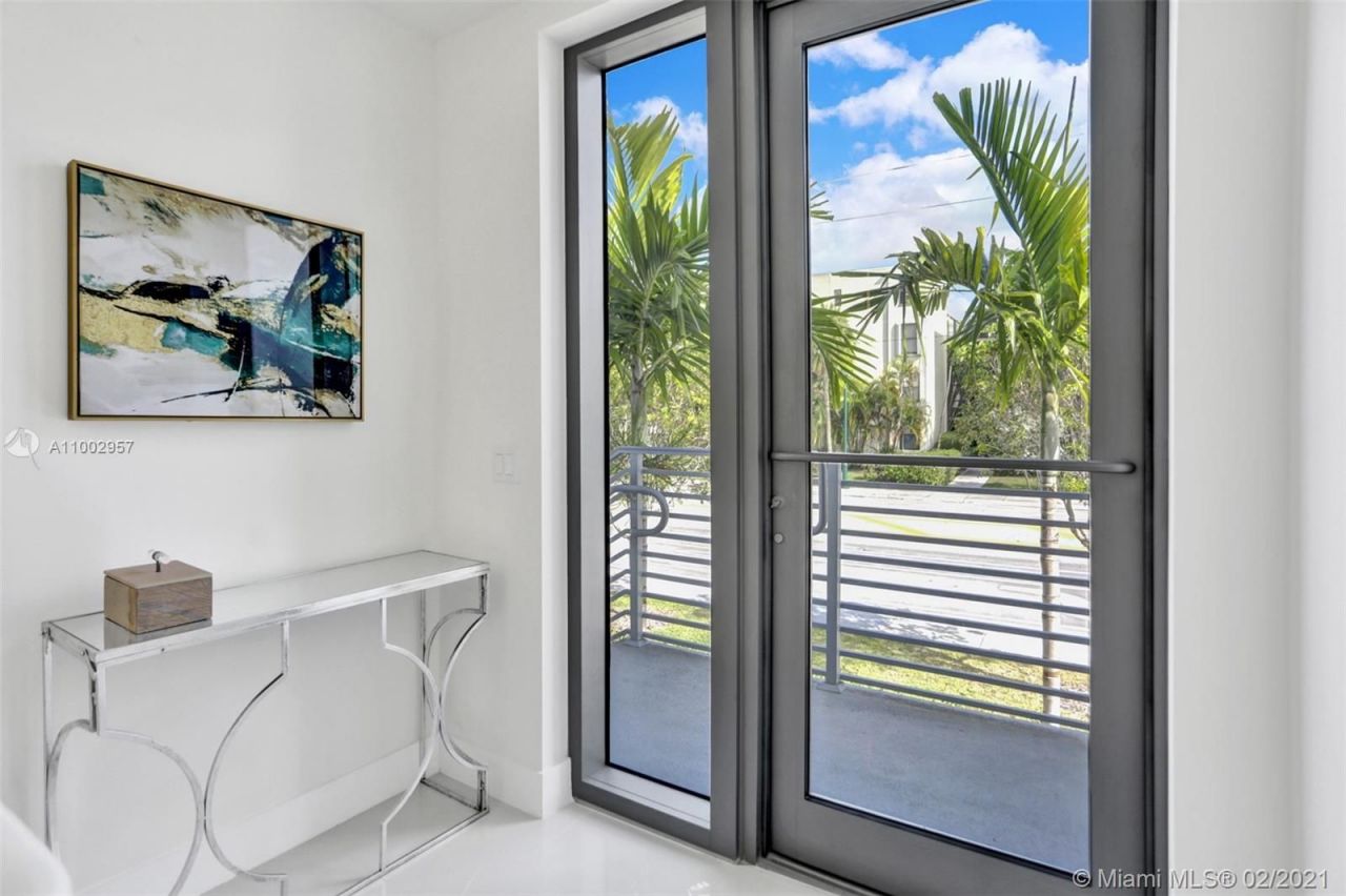 Таунхаус в Майами, США, 160 м² - фото 14