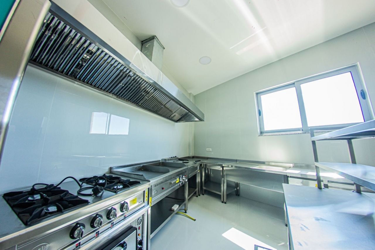 Отель, гостиница в Добра Воде, Черногория, 1 300 м² - фото 18