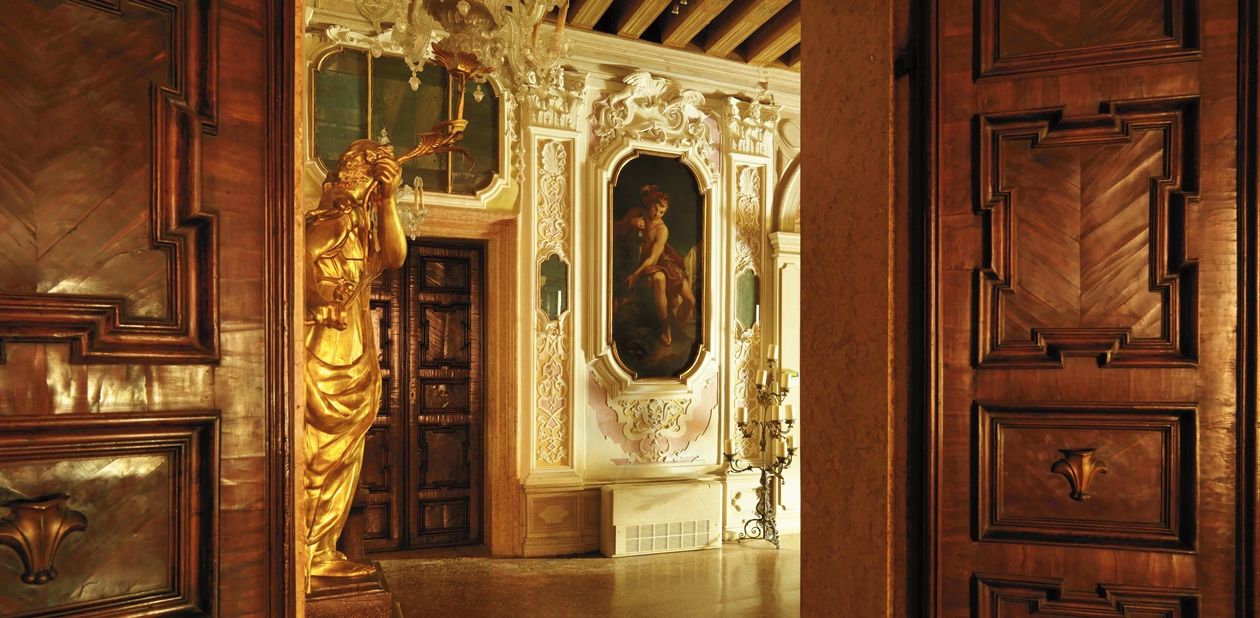 Особняк в Венеции, Италия, 1 300 м² - фото 8